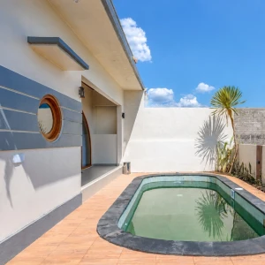 Private Pool Room - Photo 4