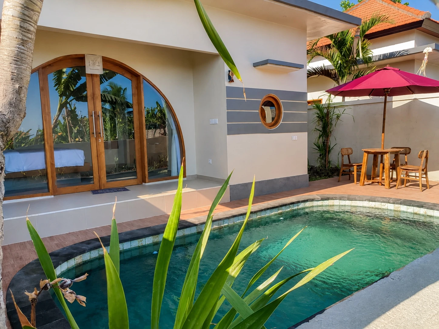 Private Pool Room at Taraya Lovina Homestay