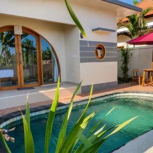 Private Pool Room - Photo 2